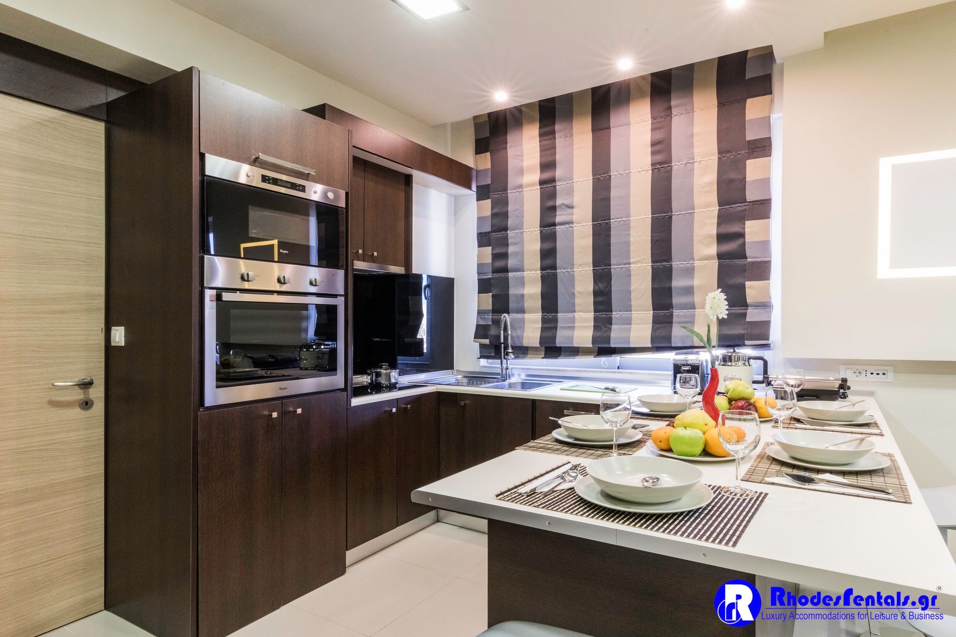 Rhodes Central Suite - 2