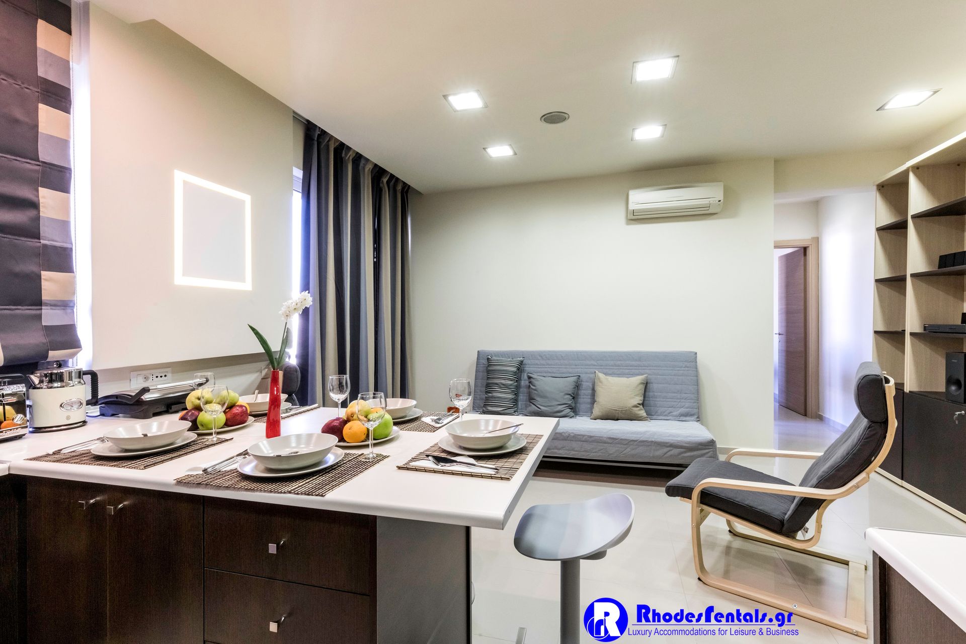 Rhodes Central Suite - 3