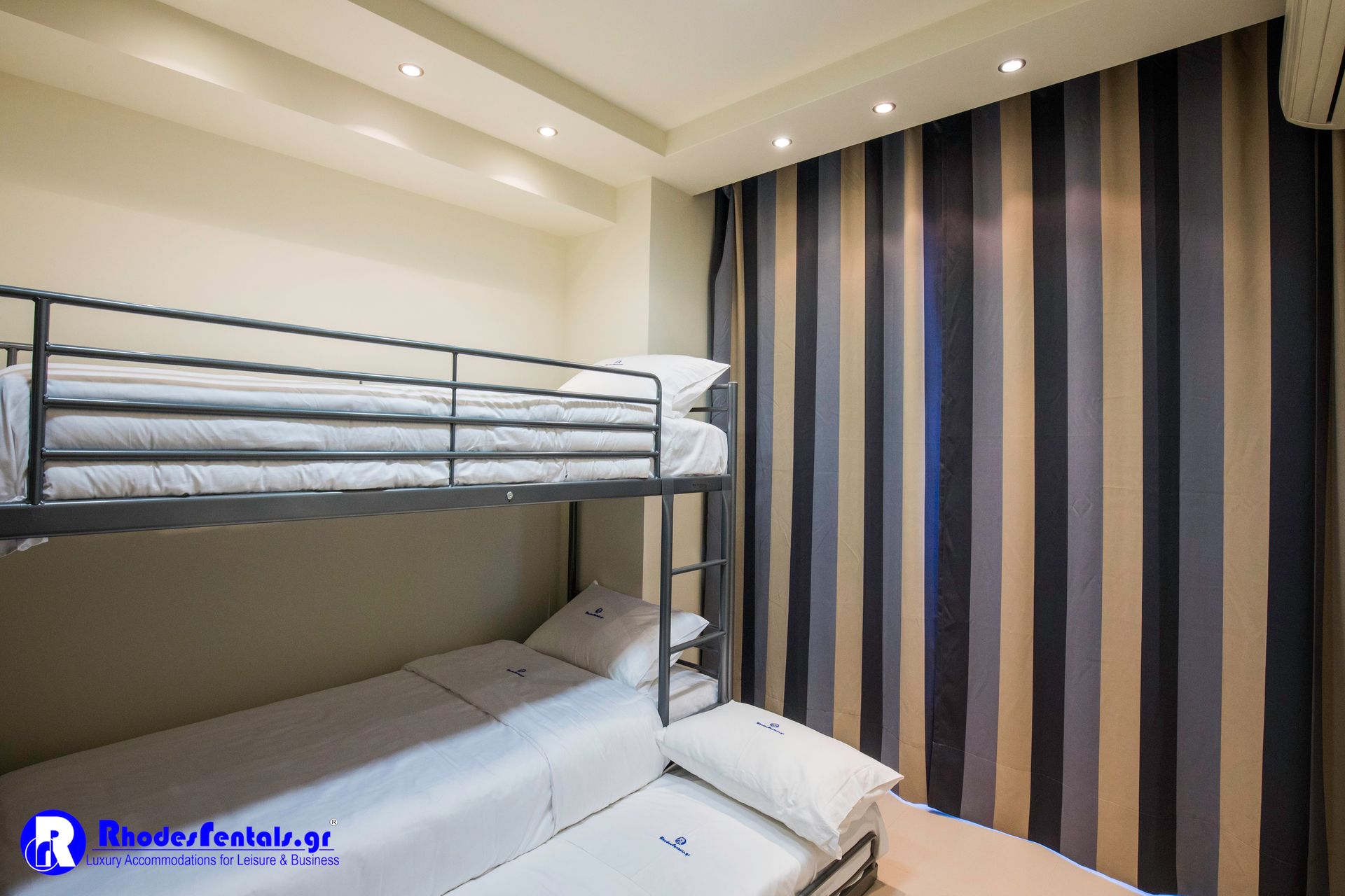 Rhodes Central Suite - 11