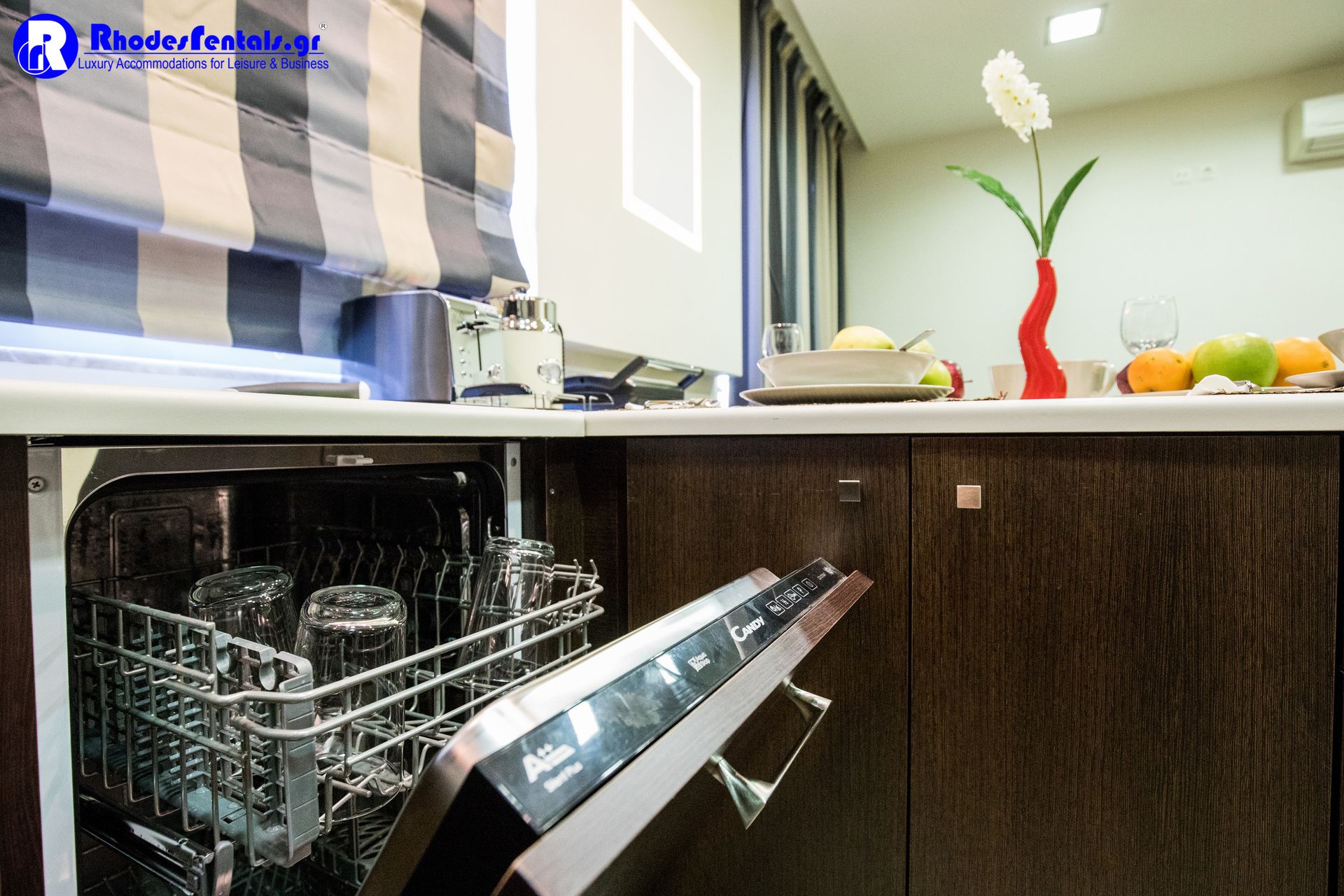 Rhodes Central Suite - 19