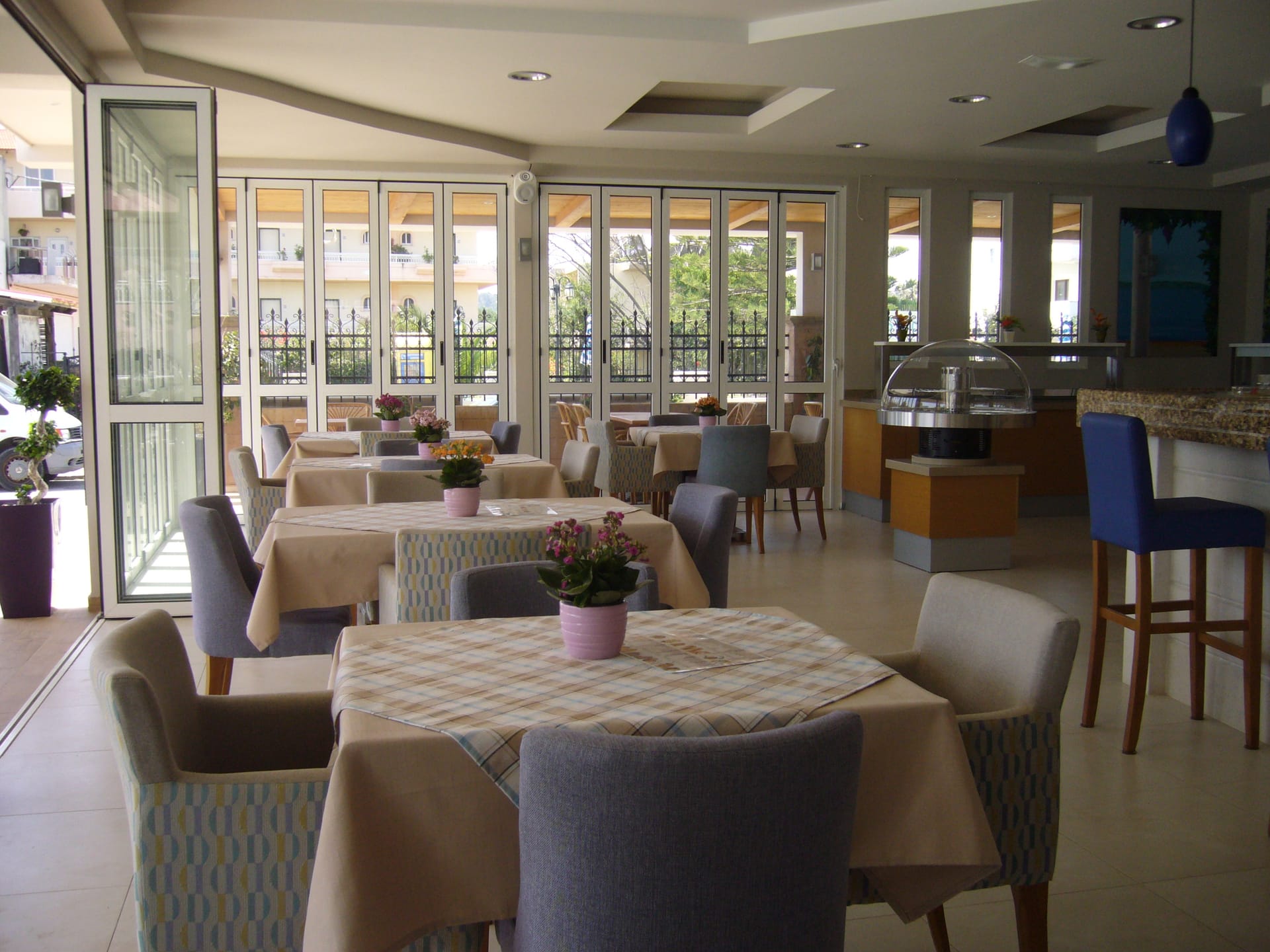 Rhodian Rose Hotel - 8