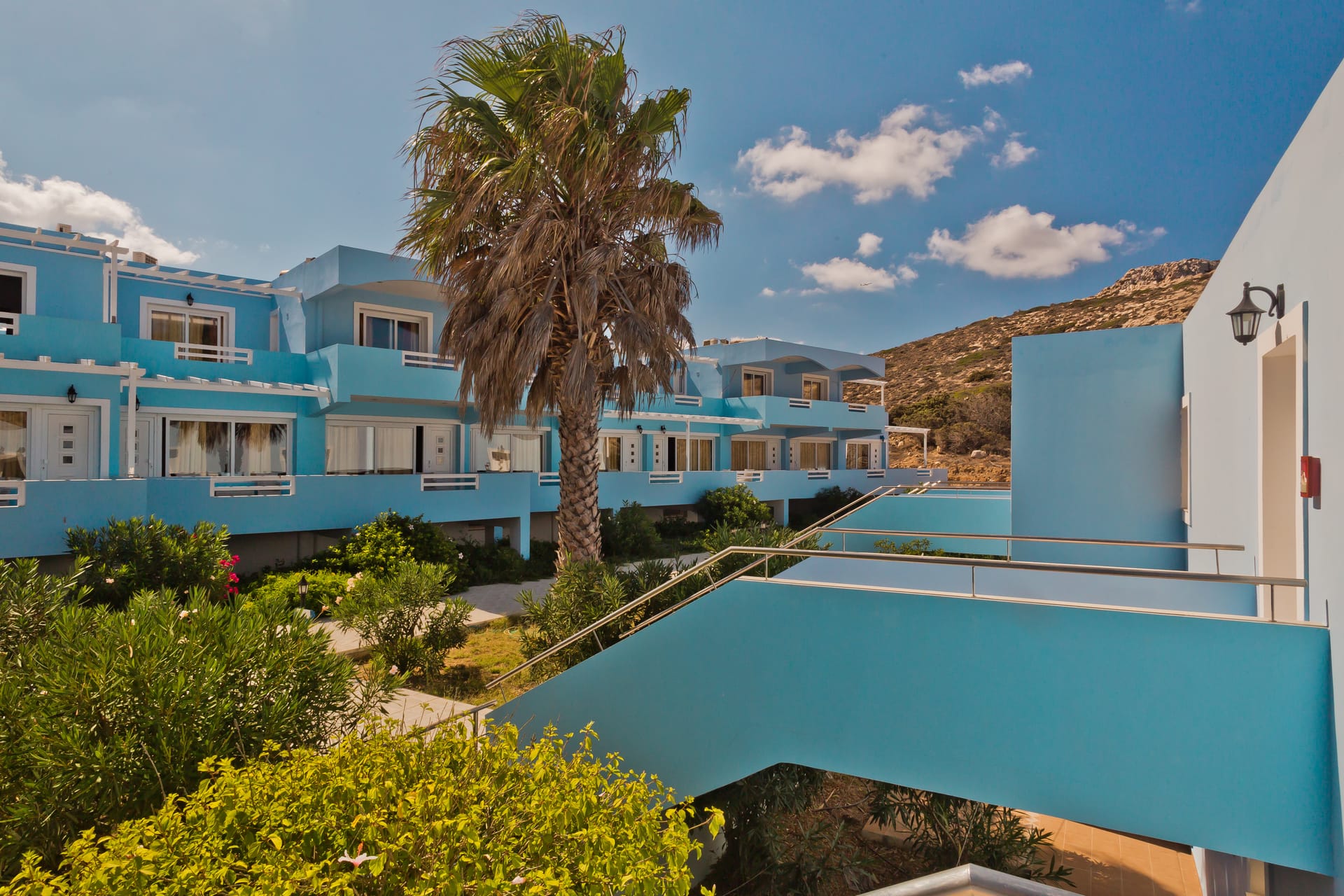 Royal Beach Hotel - 3