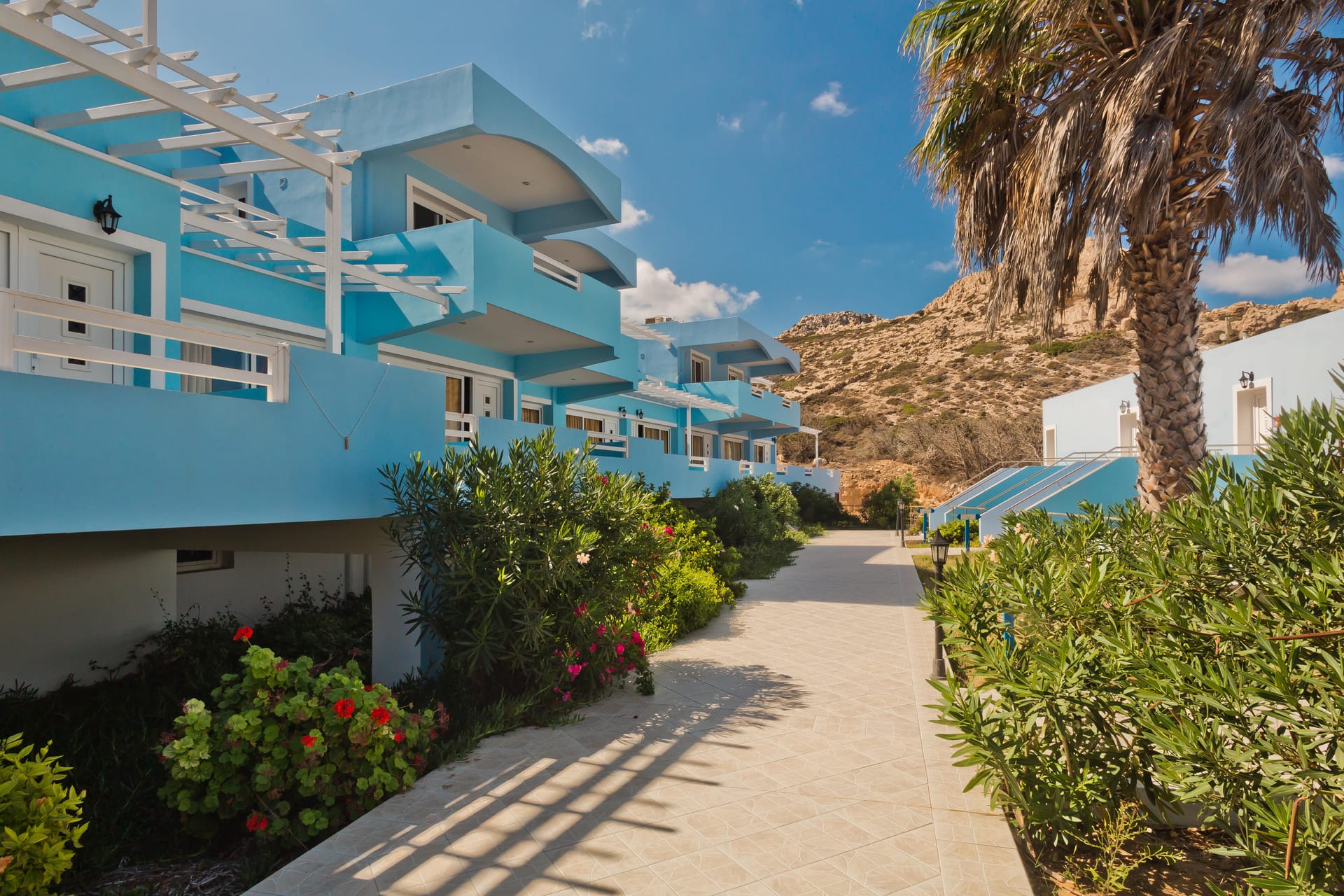 Royal Beach Hotel - 4