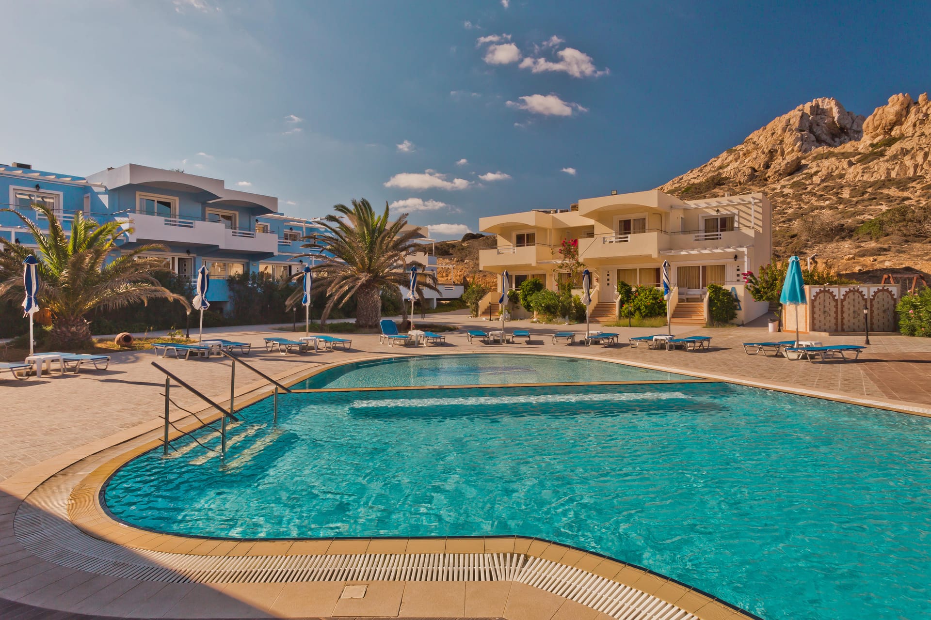 Royal Beach Hotel - 6
