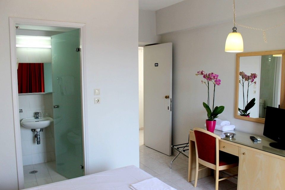 Savoy City Hotel - 8