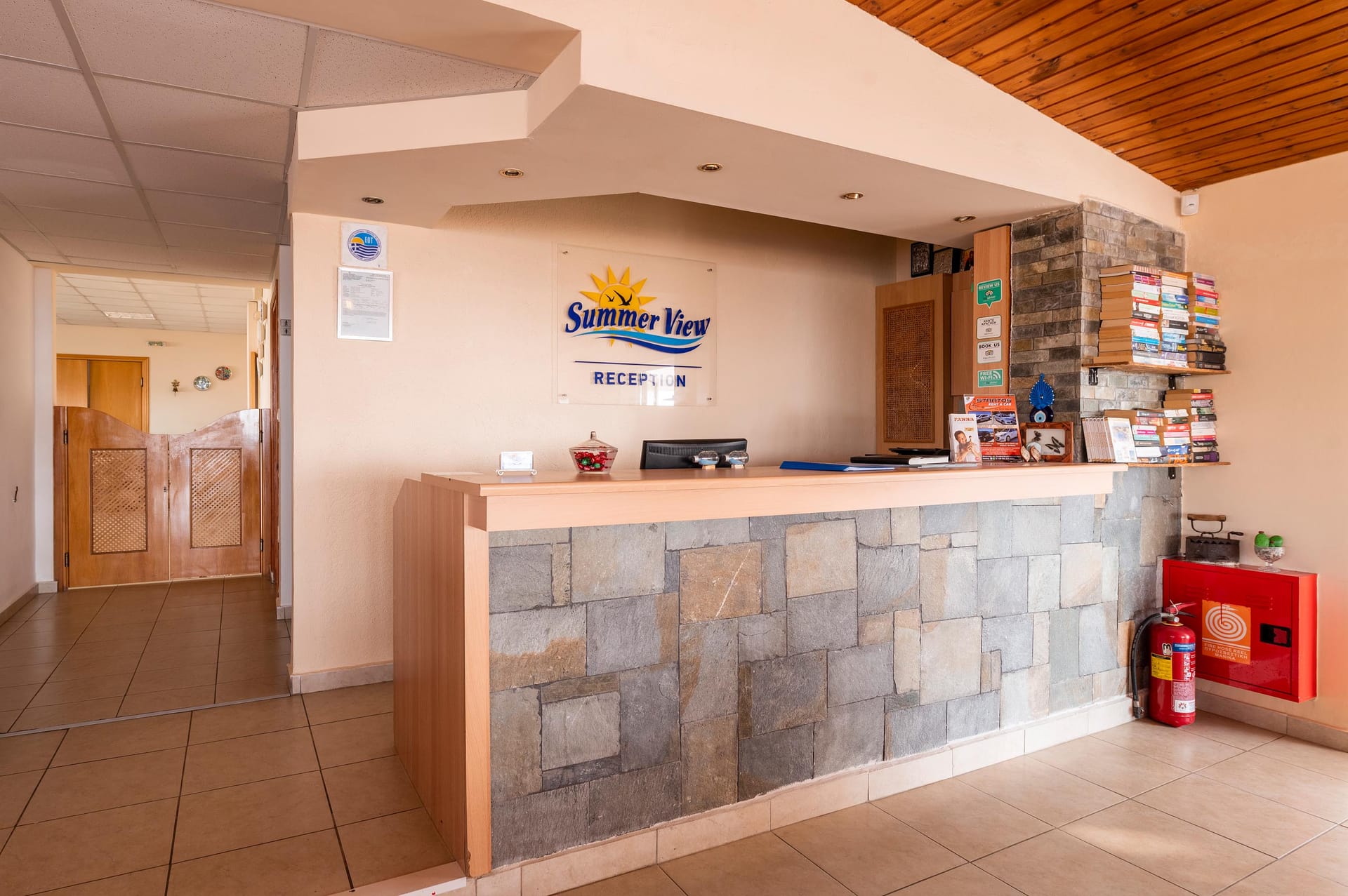 Summer View Hotel - 8