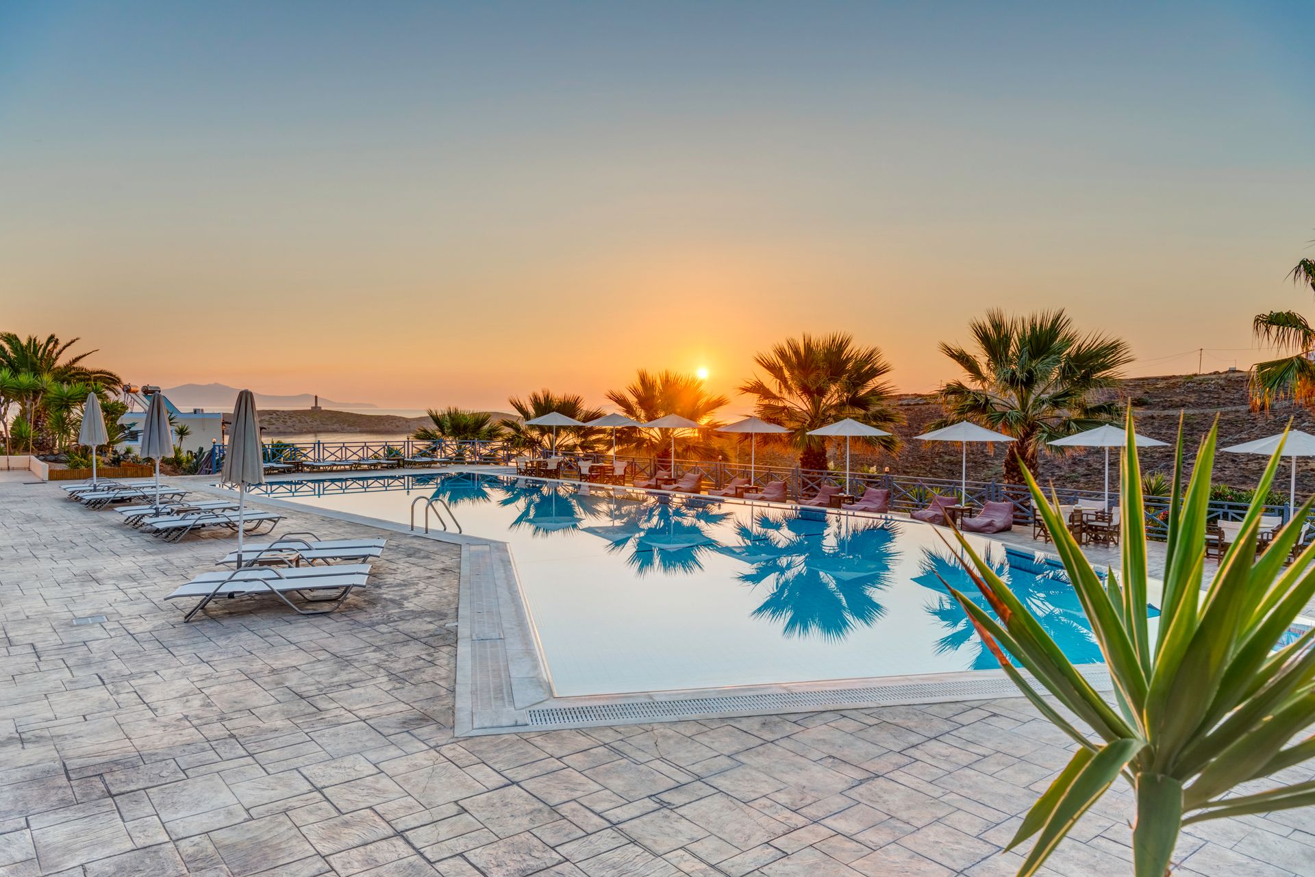 Sunrise Beach Suites Syros - 5