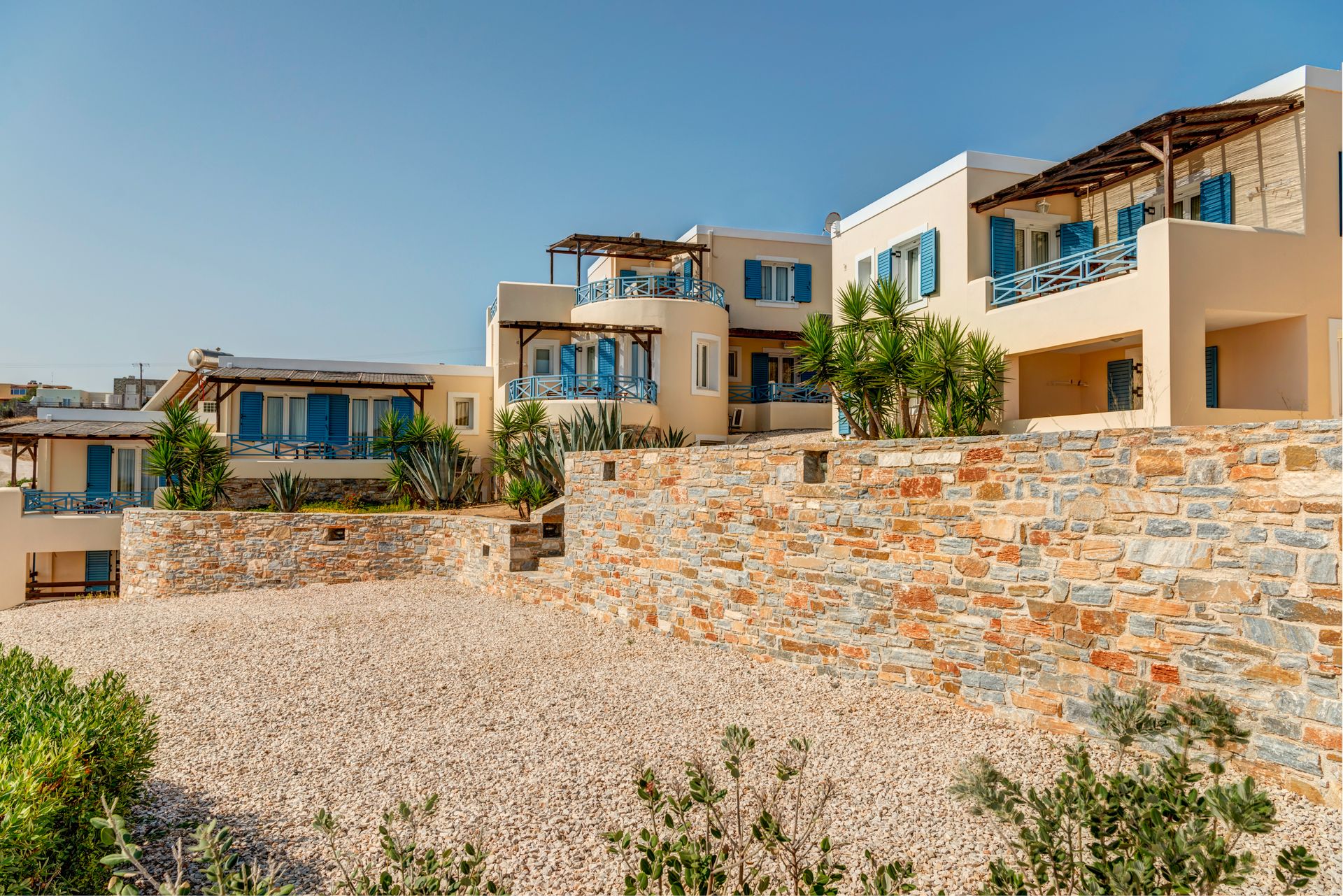 Sunrise Beach Suites Syros - 13
