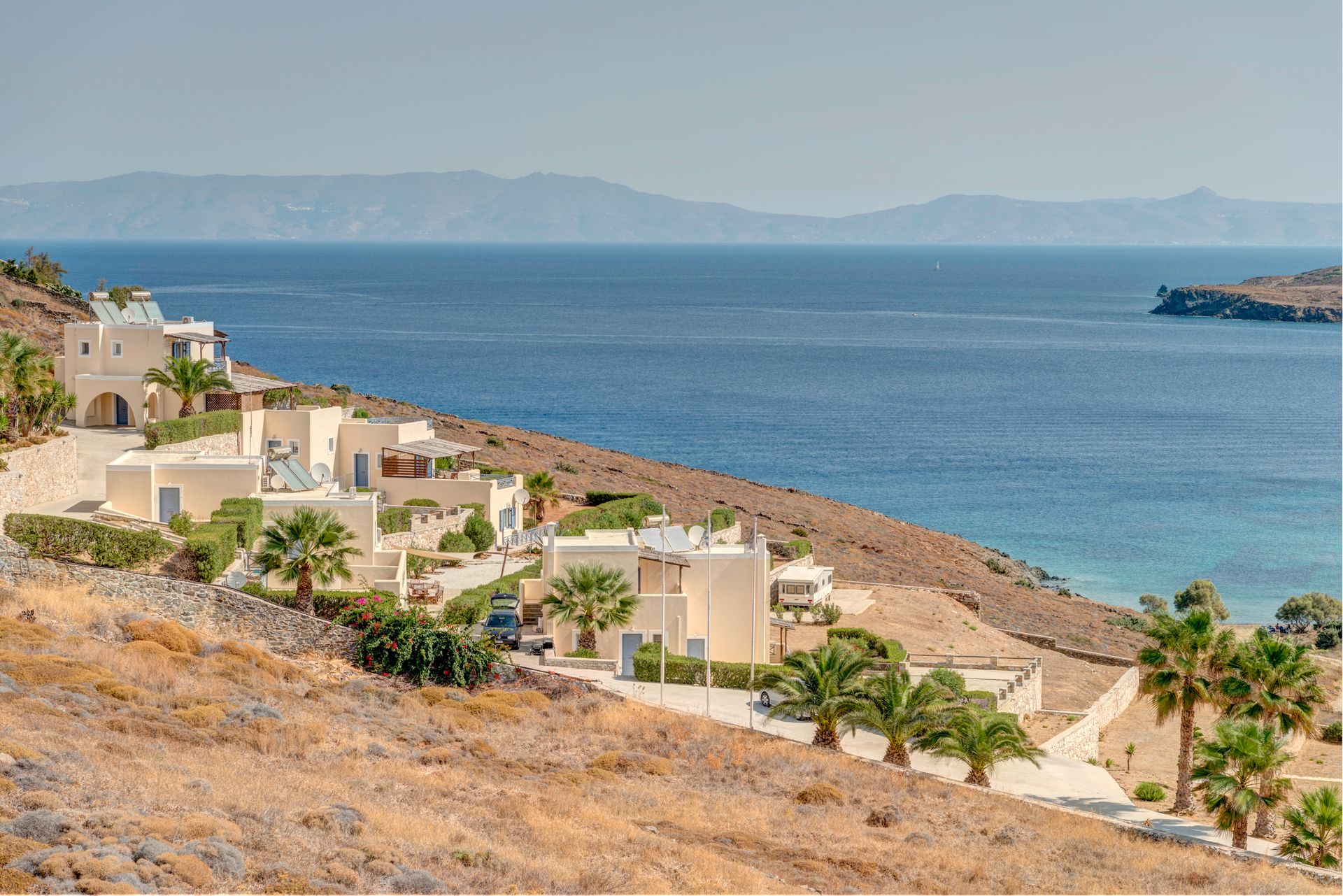 Sunrise Beach Suites Syros - 17