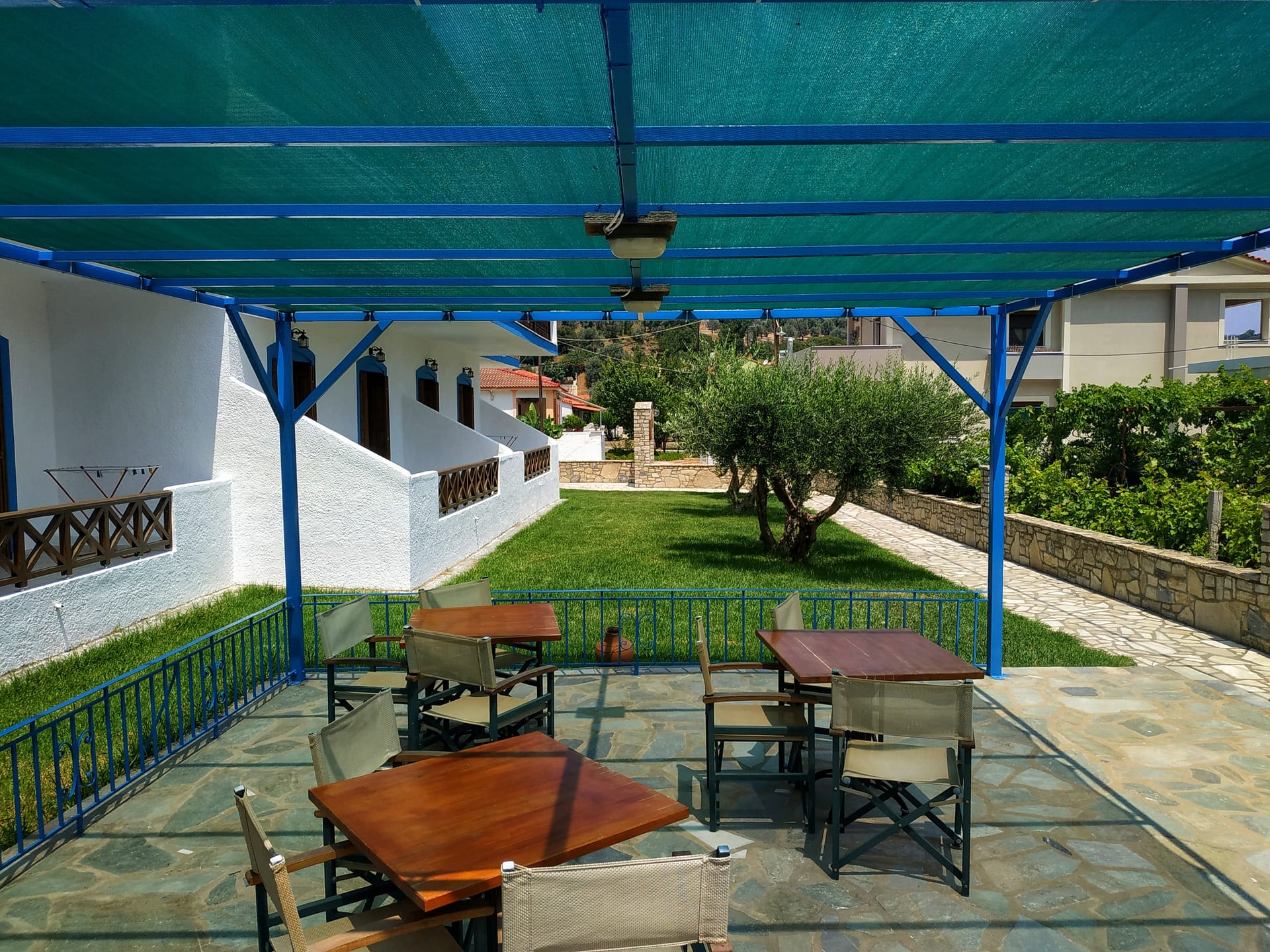 Sunwaves Apartments - 5