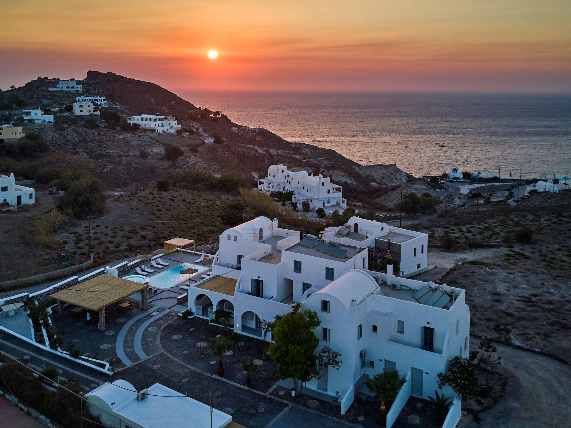 Symmetry Suites Santorini - 35