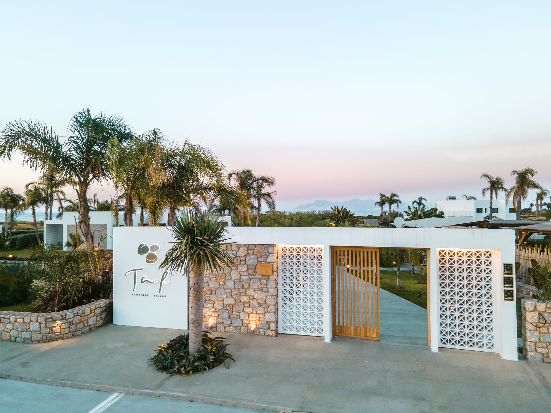 Taf Beach Villas - 15