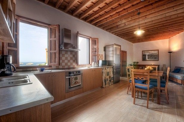 Thea Villas & Suite - 2