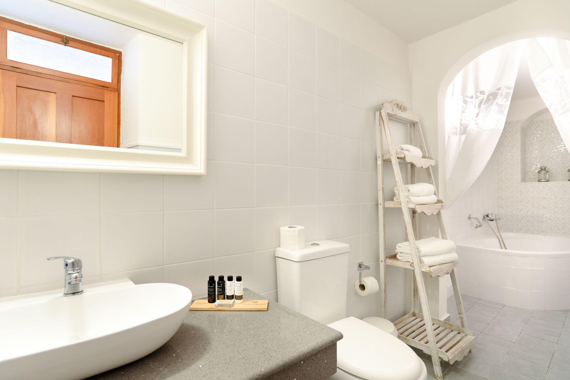 Thea Villas & Suite - 28