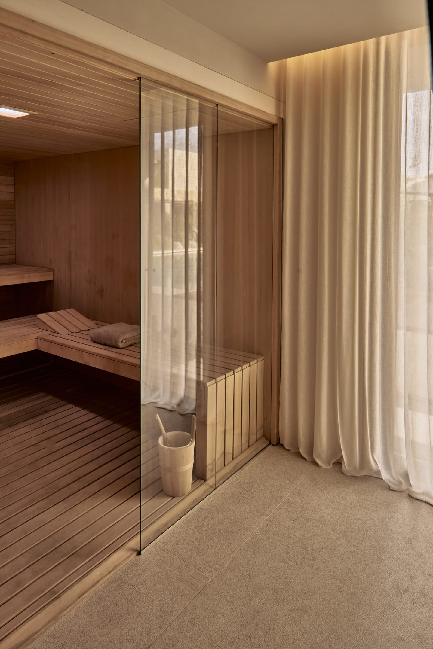 Theros All Suite Hotel - 30