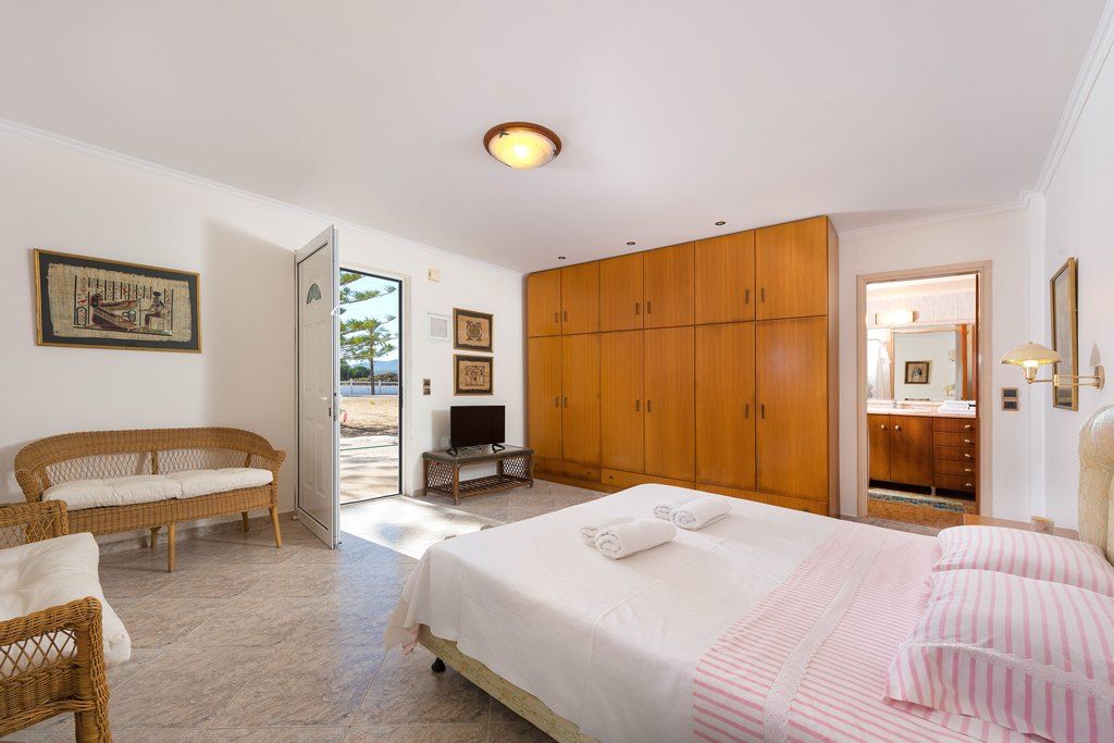 Villa Maria Beachfront Residence Rhodes - 9