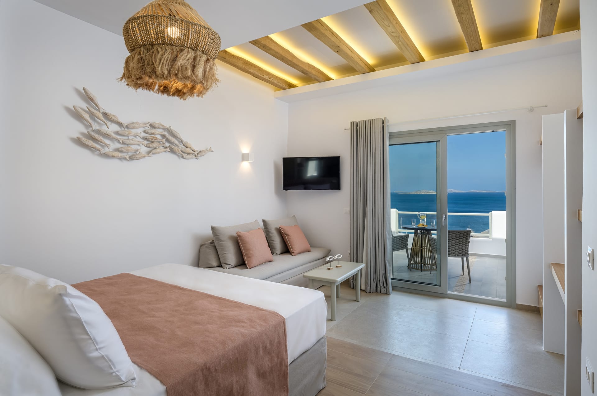 Vivere Luxury Suites - 2