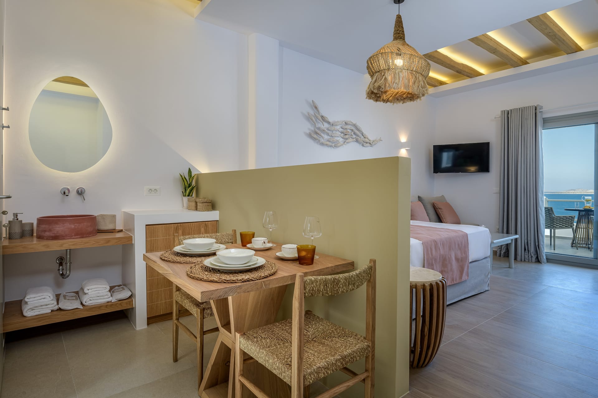 Vivere Luxury Suites - 4