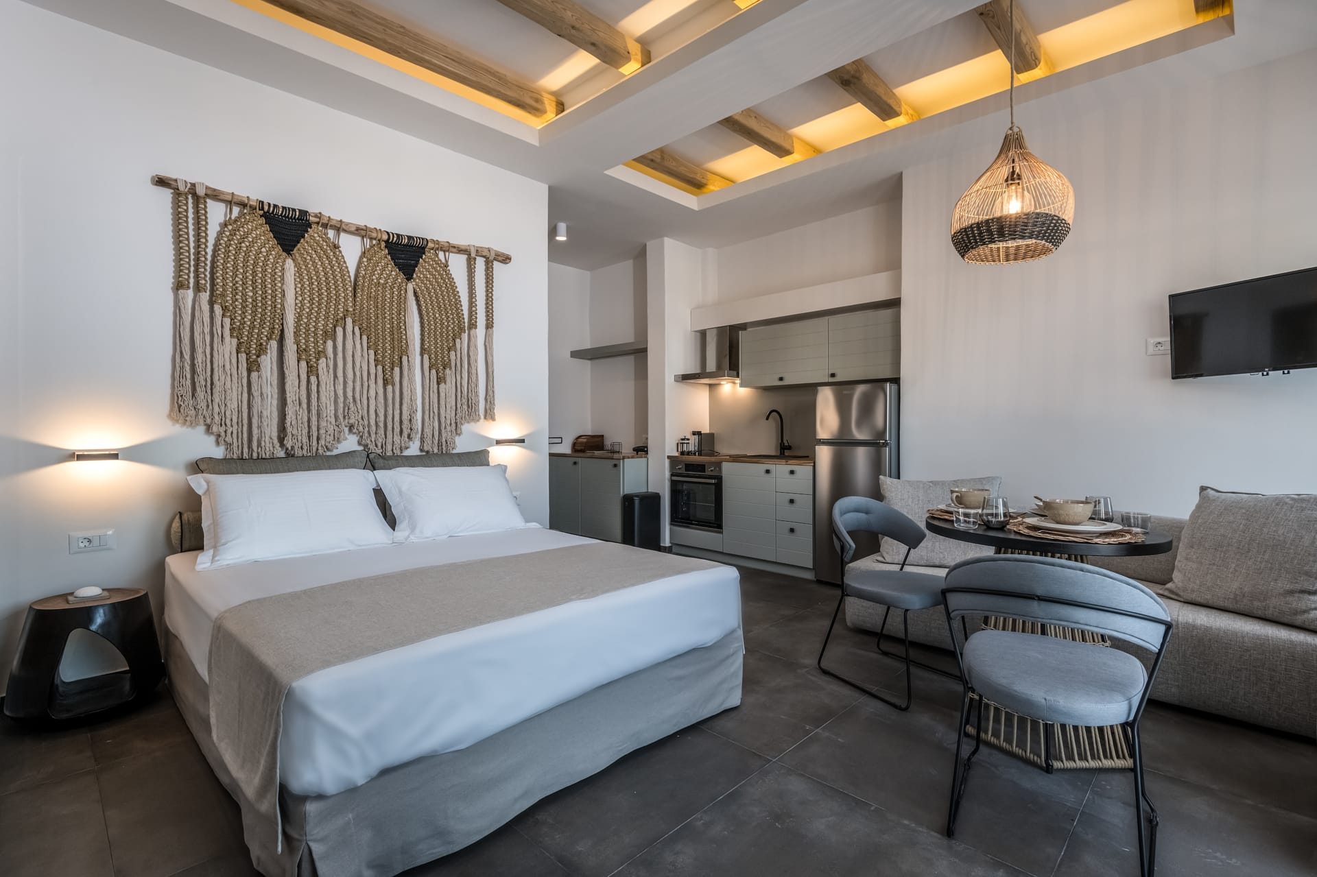 Vivere Luxury Suites - 8