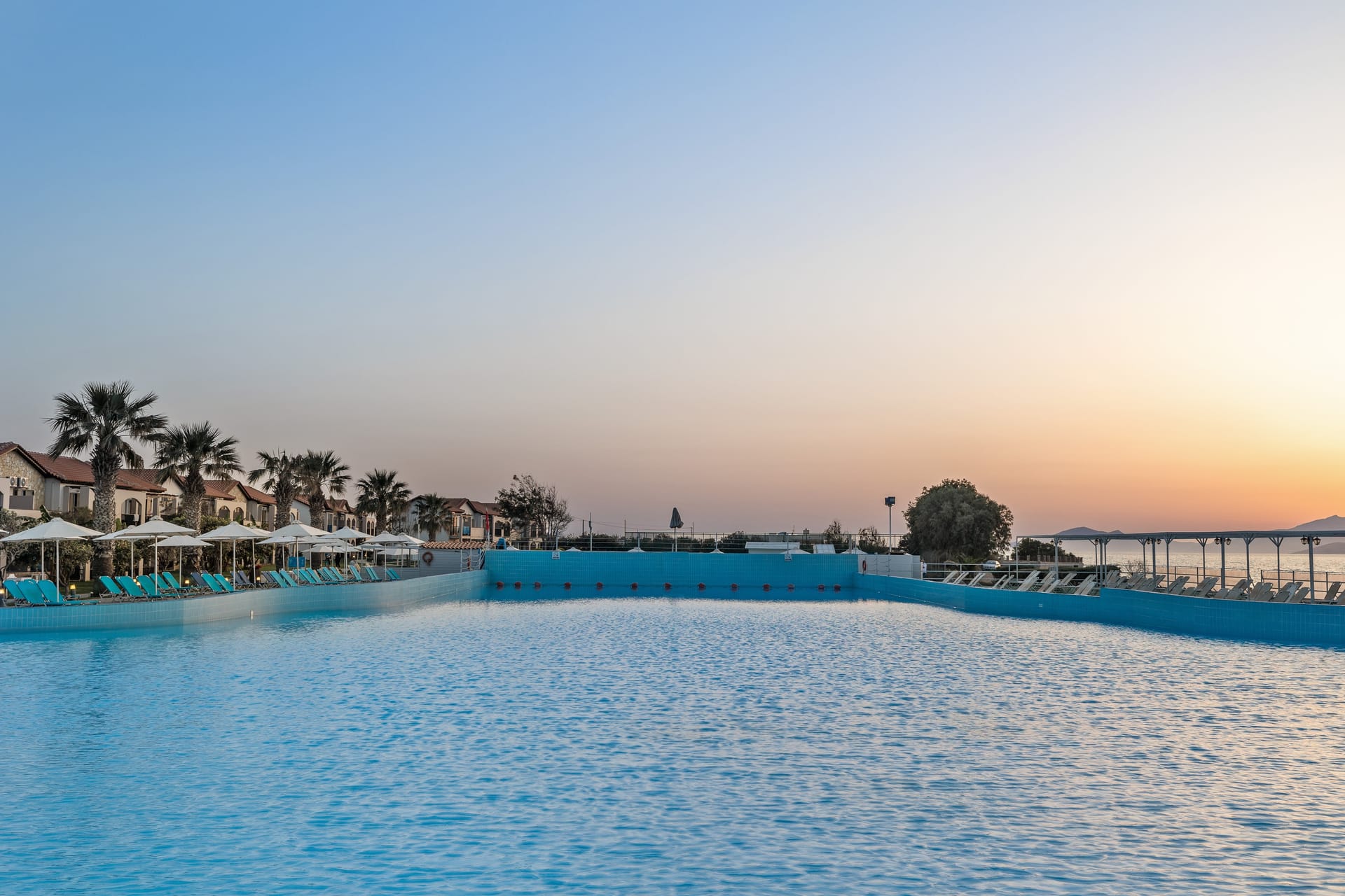 White Olive Marine Aquapark - 17