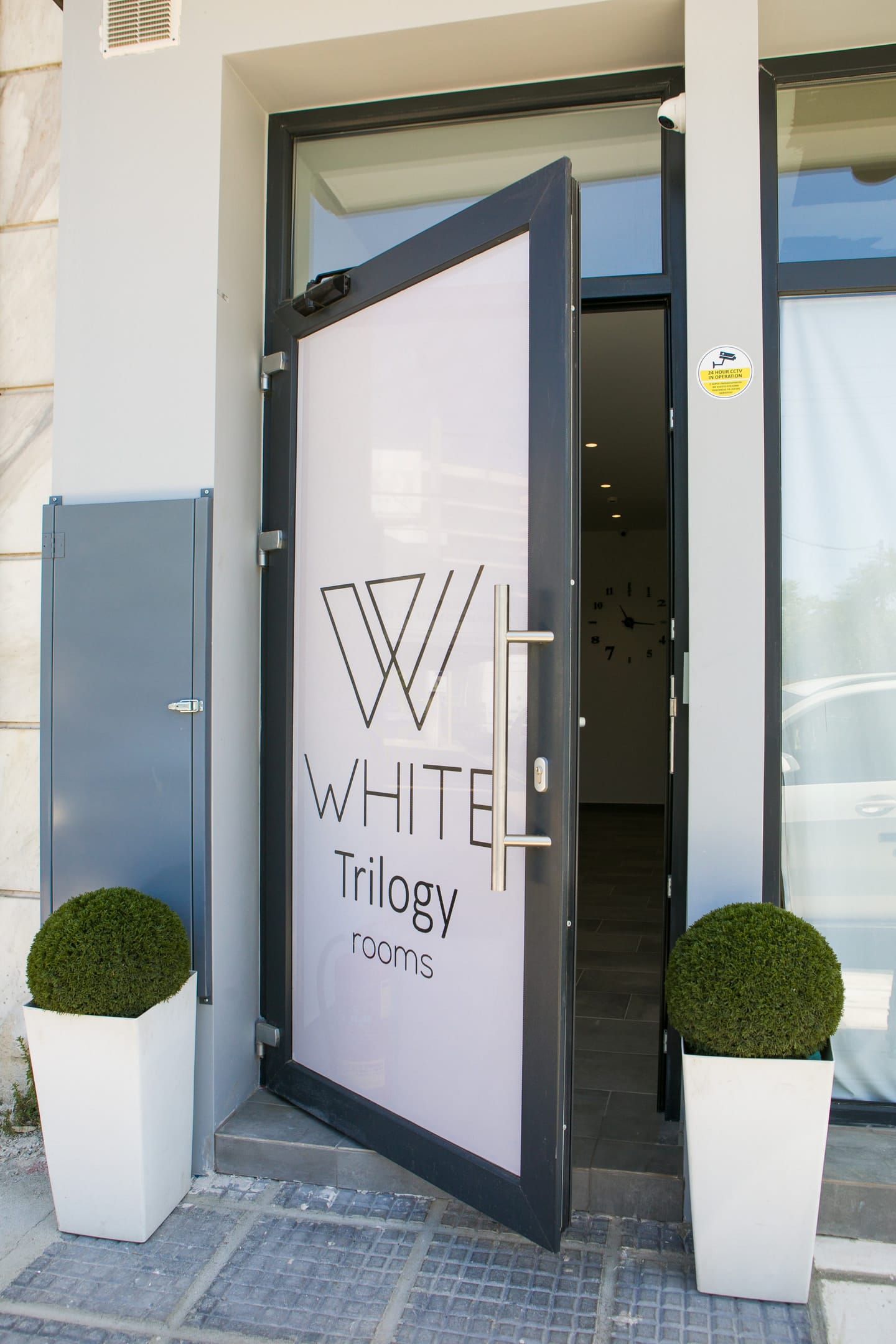 White Trilogy Rooms - 5