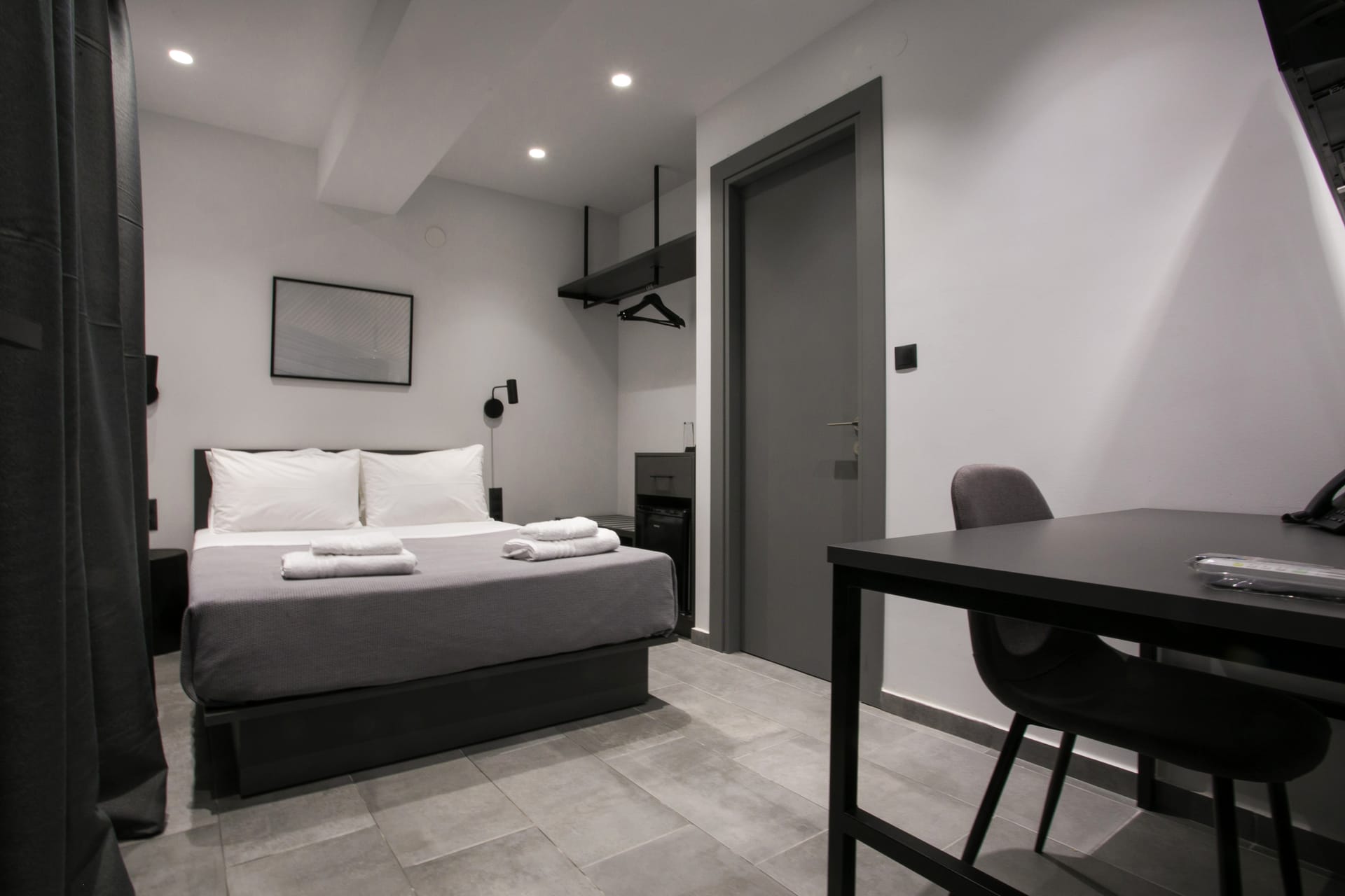 White Trilogy Rooms - 12