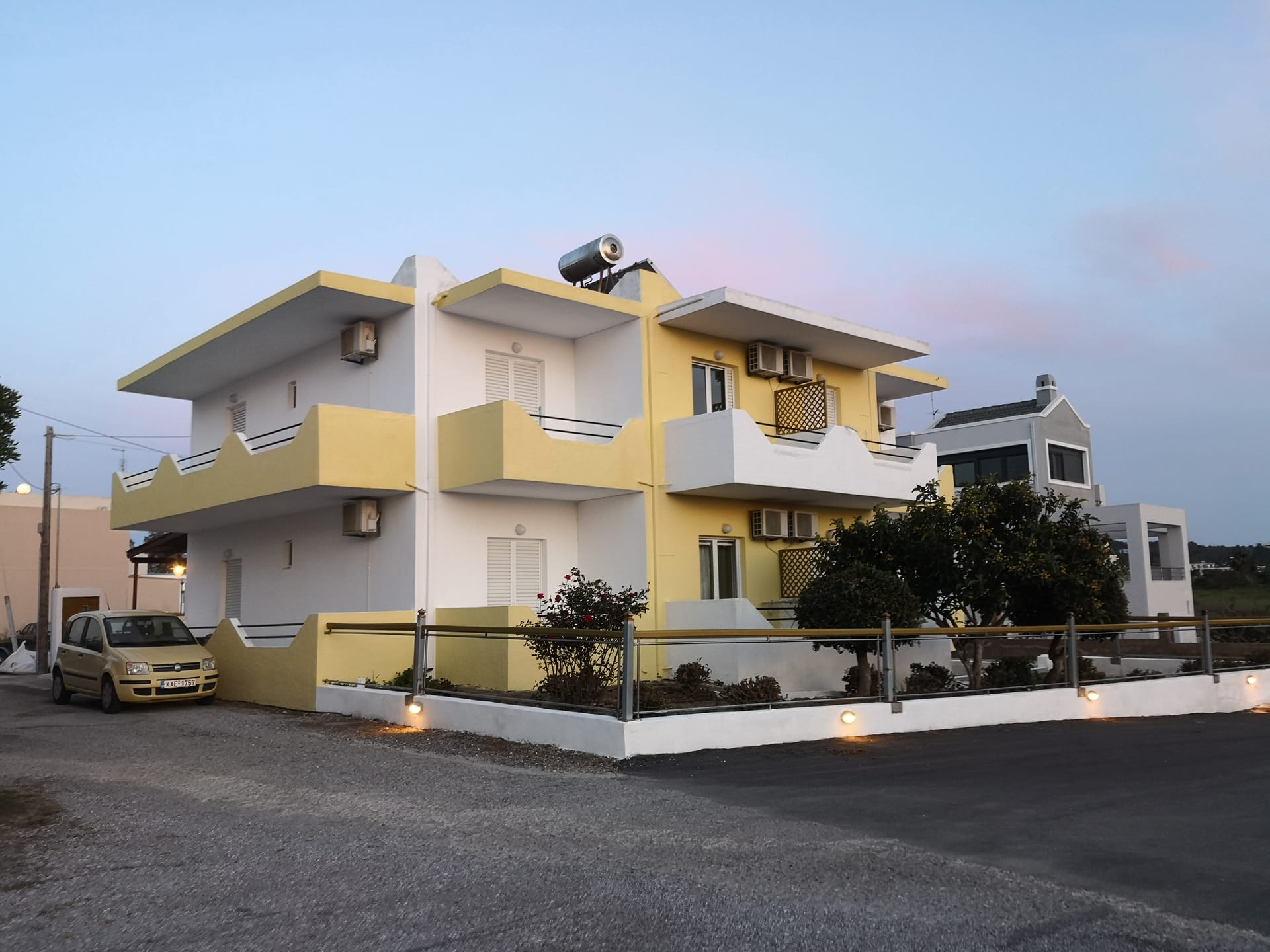 Yiannis Apartments - 4