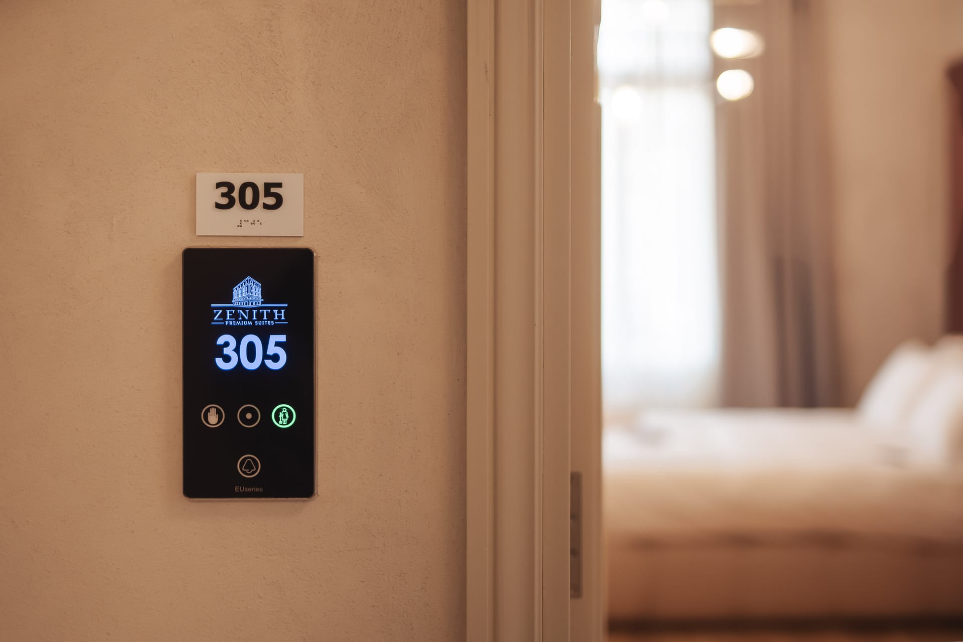 Zenith Premium Suites - 11