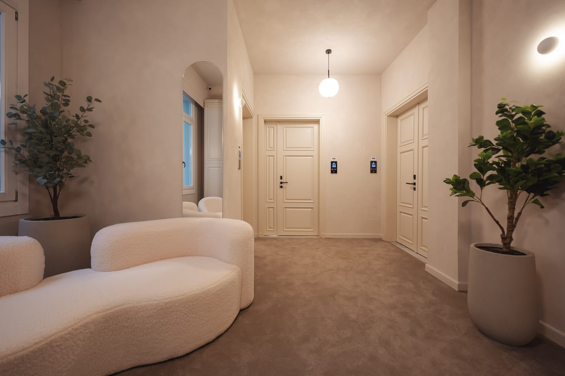 Zenith Premium Suites - 13
