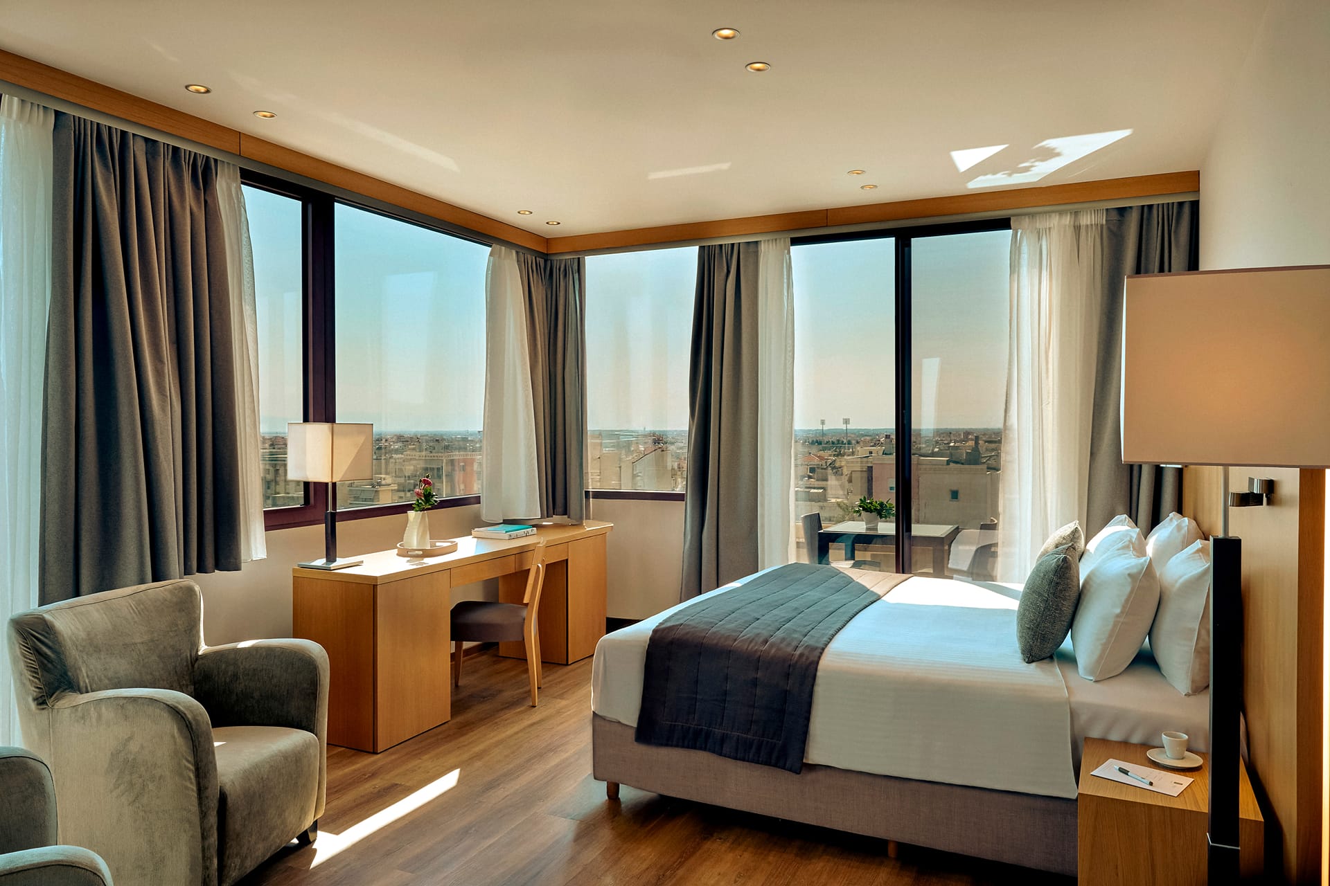 Lazart Hotel Trademark Collection By Wyndham - 2