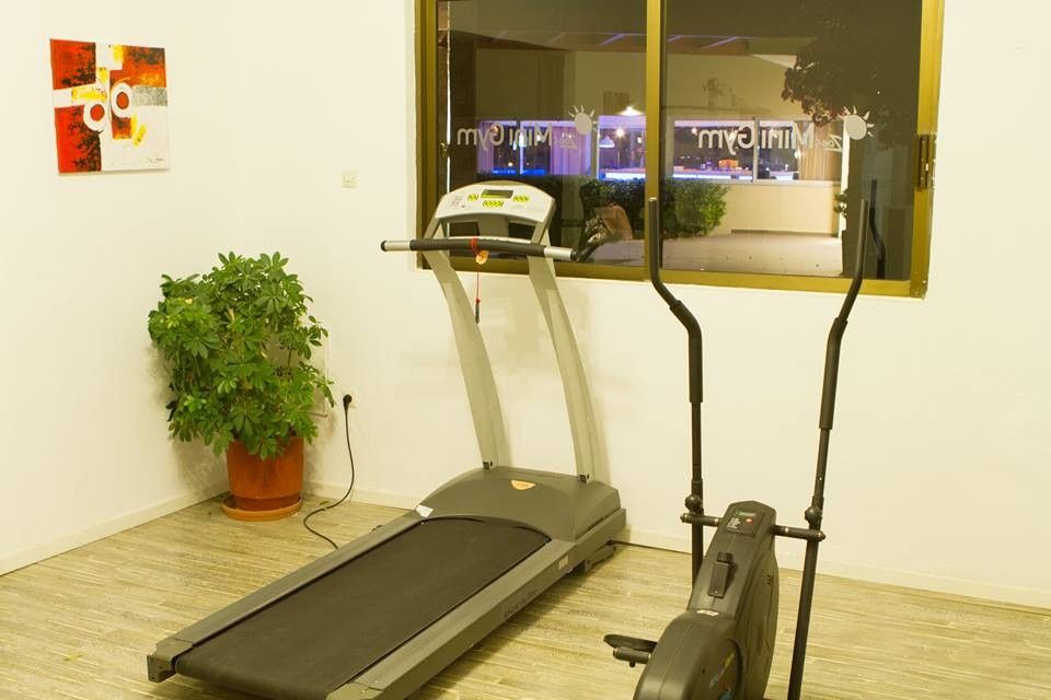 Zoes Hotel - 6