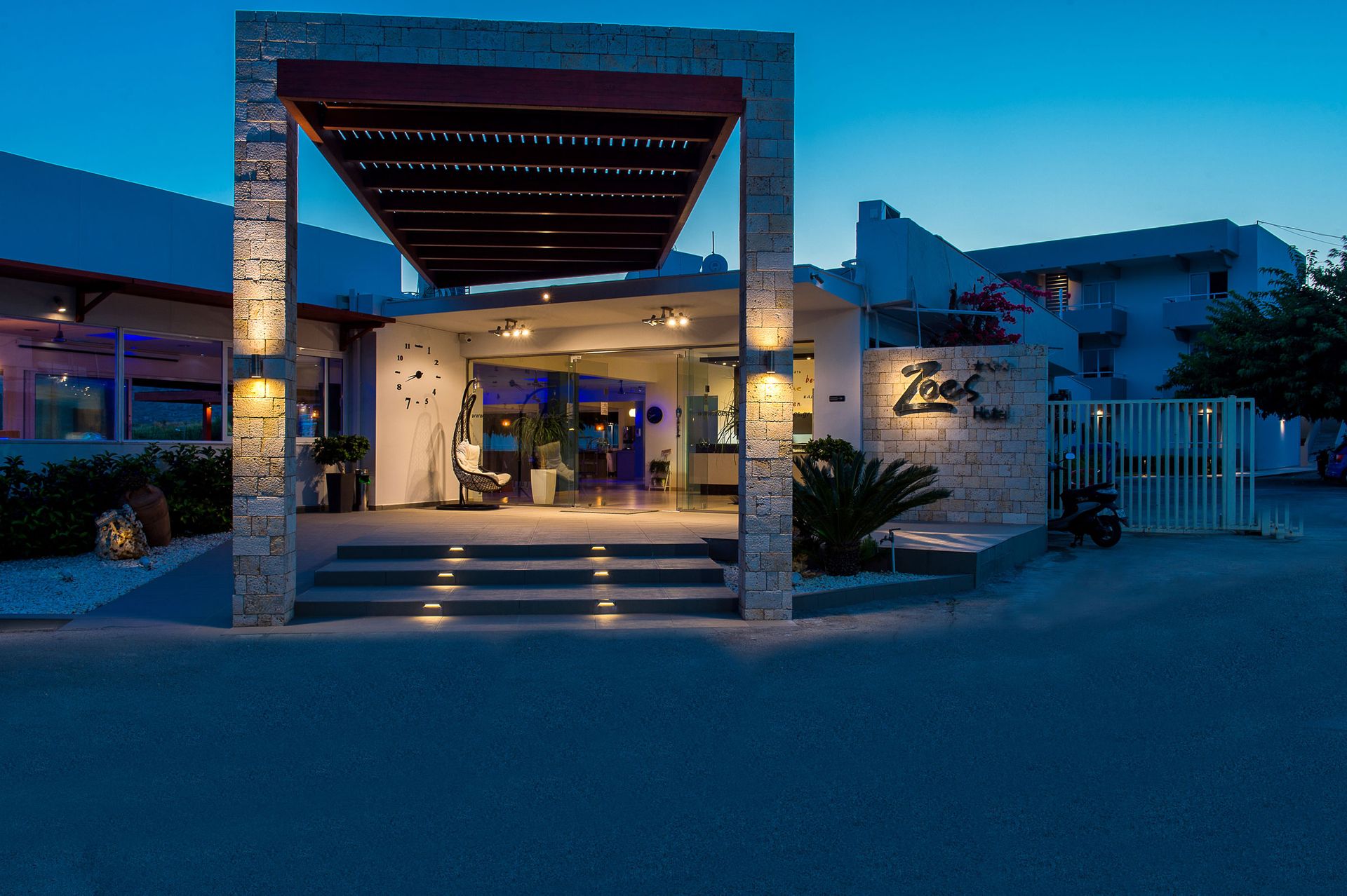 Zoes Hotel - 29