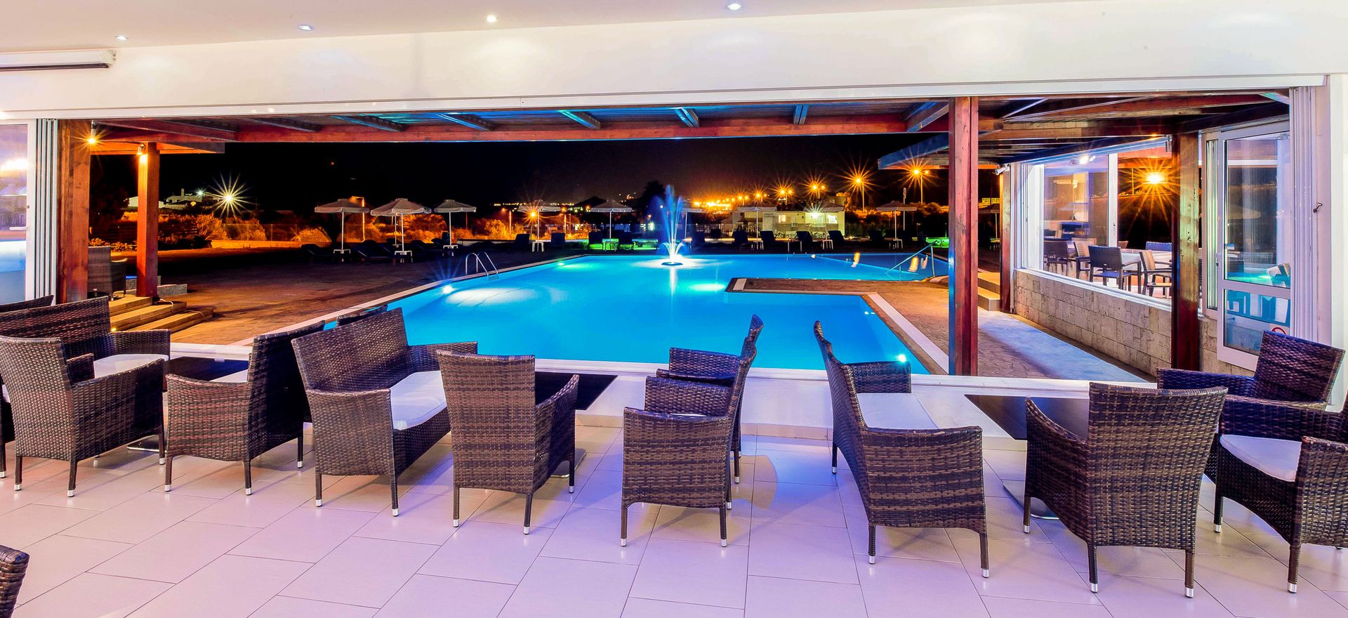 Zoes Hotel - 52