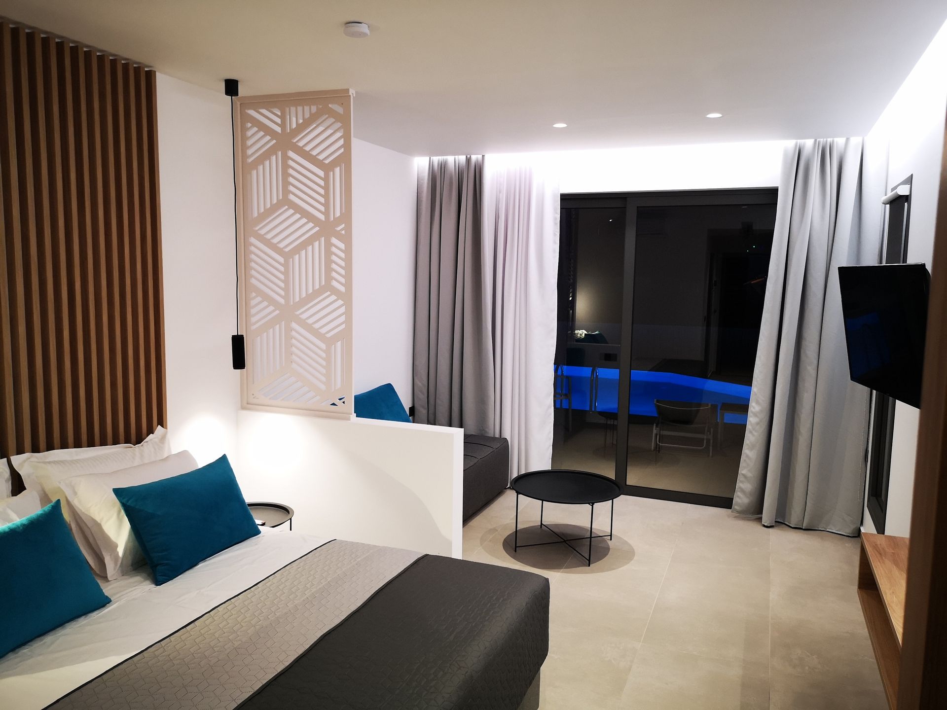 Zoes Hotel - 75