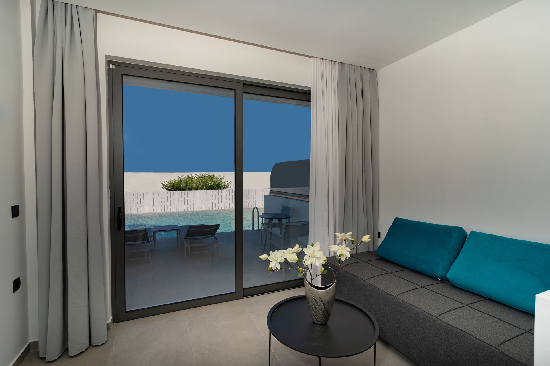 Zoes Hotel - 113