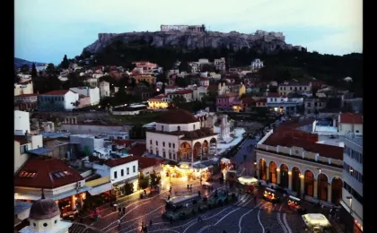 A for Athens, Atina oteli
