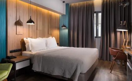 360 Degrees Pop Art Hotel, Atina oteli